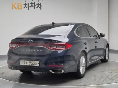 Hyundai Grandeur 2018, 189066 км, за 8391.15 USD