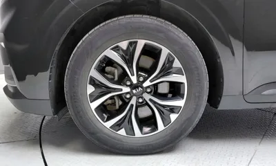 Kia Canival 2021, 68920 км, за 13804.77 USD