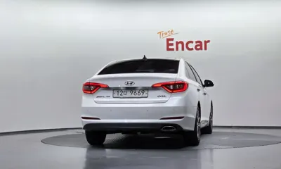 Hyundai Sonata 2015, 111392 км, за 5798.05 USD