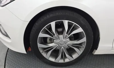 Hyundai Sonata 2015, 111392 км, за 5798.05 USD