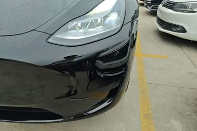 Tesla Model Y 2022, 105000 км, за 24803 USD - фото 8