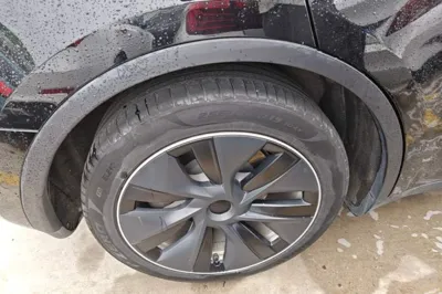 Tesla Model Y 2022, 105000 км, за 24803 USD - фото 11