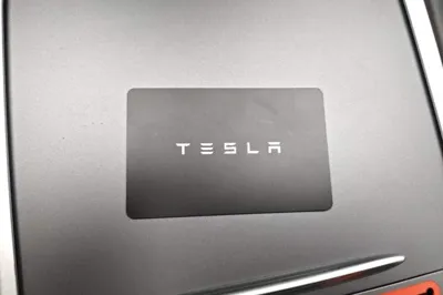 Tesla Model Y 2022, 105000 км, за 24803 USD - фото 23
