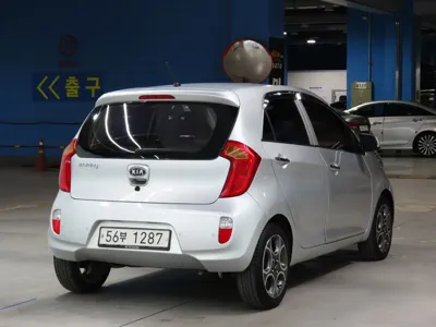 Kia Morning 2012, 79084 км, за 3171.46 USD