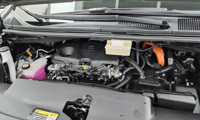Toyota Alphard 2025, 9720 км, за 74766.97 USD - фото 6