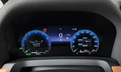 Toyota Alphard 2025, 9720 км, за 74766.97 USD - фото 8