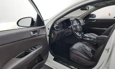 Kia K5 2019, 92431 км, за 8741.71 USD - фото 10