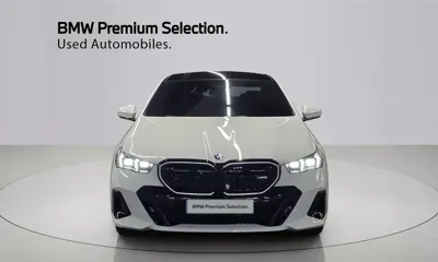 BMW i5 2025, 35649 км, за 45581.8 USD