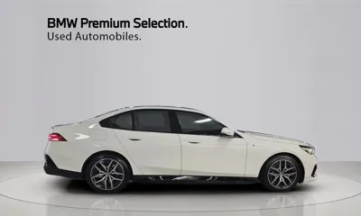 BMW i5 2025, 35649 км, за 45581.8 USD - фото 14