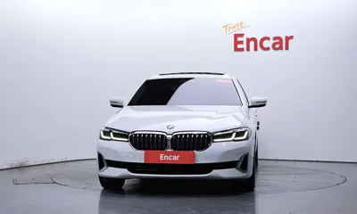 BMW 5-Series 2021, 38806 км, за 22297.33 USD