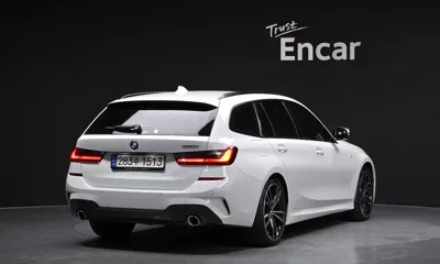 BMW 3-Series 2022, 80673 км, за 21986.74 USD