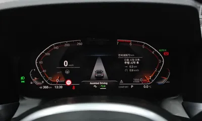 BMW 3-Series 2022, 80673 км, за 21986.74 USD - фото 8