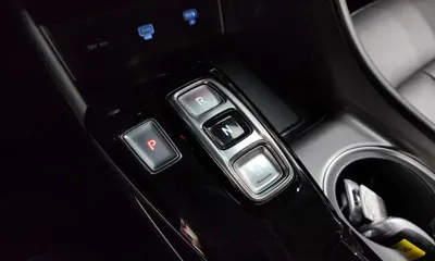Hyundai Sonata 2023, 76632 км, за 12552.89 USD - фото 9