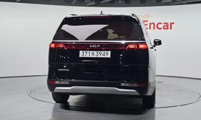 Kia Canival 2023, 15567 км, за 17356.82 USD