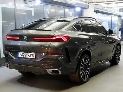 BMW X6 2024, 40285 км, за 57726.04 USD