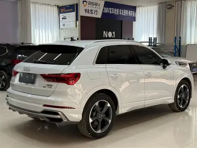 Audi Q3 2023, 23000 км, за 29174.32 USD