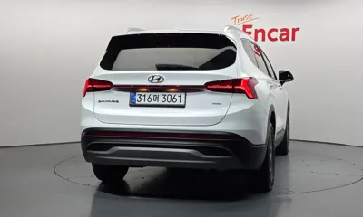Hyundai Santafe 2023, 137878 км, за 16263.35 USD