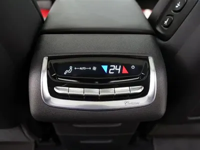 Cadillac XT6 2025, 100 км, за 43112.76 USD - фото 13