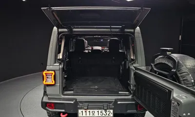 Jeep Wrangler 2019, 74095 км, за 25900.23 USD - фото 20