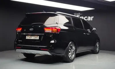 Kia Canival 2016, 175628 км, за 5176.99 USD