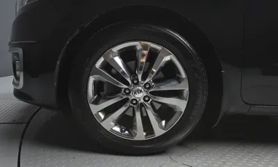 Kia Canival 2016, 175628 км, за 5176.99 USD
