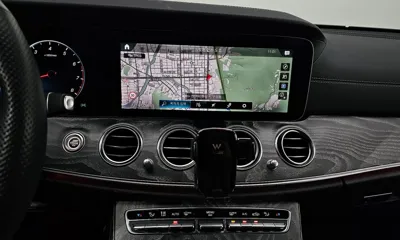 Mercedes-Benz E-Class 2022, 44304 км, за 32755.68 USD - фото 13