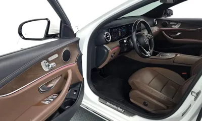 Mercedes-Benz E-Class 2022, 31977 км, за 26847.84 USD - фото 10