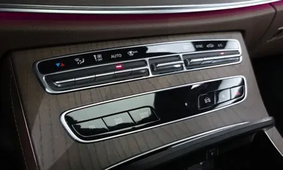 Mercedes-Benz E-Class 2022, 31977 км, за 26847.84 USD - фото 16