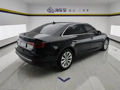 Audi A4L 2020, 105600 км, за 15126.25 USD