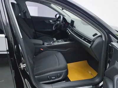 Audi A4L 2020, 105600 км, за 15126.25 USD - фото 8
