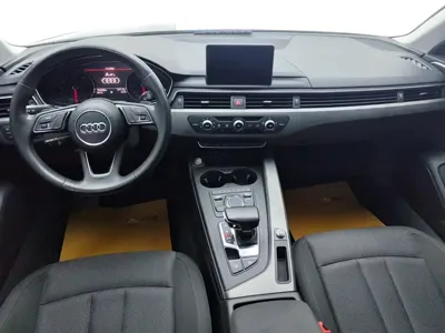 Audi A4L 2020, 105600 км, за 15126.25 USD - фото 12