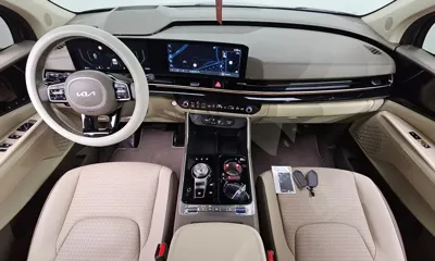 Kia Canival 2024, 13266 км, за 35454.1 USD - фото 7
