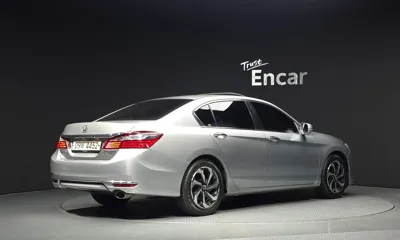 Honda Accord 2017, 165480 км, за 6367.34 USD