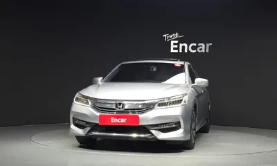 Honda Accord 2017, 165480 км, за 6367.34 USD