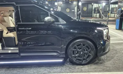 Kia Canival 2025, 26000 км, за 39022.82 USD