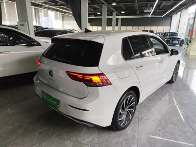 Volkswagen Golf 2021, 34700 км, за 15658 USD - фото 7