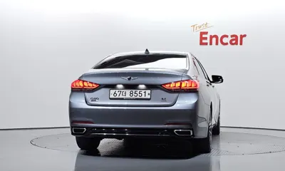 Hyundai Genesis 2015, 167257 км, за 5132.71 USD