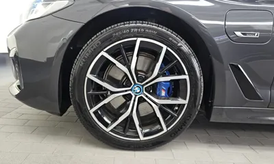 BMW 5-Series 2023, 52544 км, за 30488.19 USD