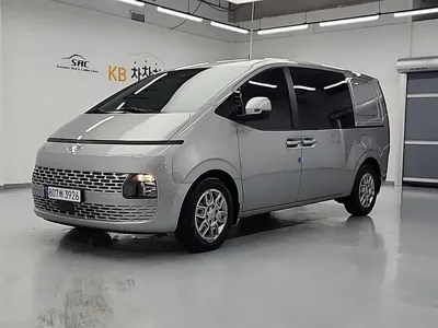Hyundai Staria · 2024 год
