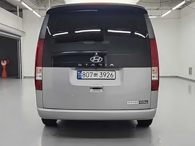 Hyundai Staria 2024, 63249 км, за 16221.51 USD