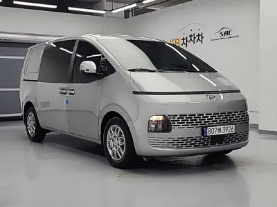 Hyundai Staria 2024, 63249 км, за 16221.51 USD