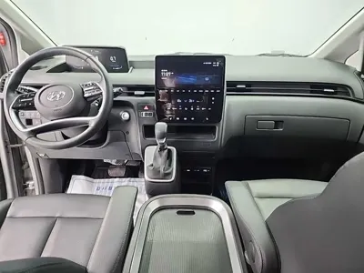Hyundai Staria 2024, 63249 км, за 16221.51 USD - фото 7