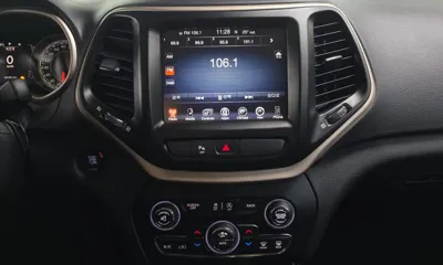 Jeep Cherokee 2016, 131101 км, за 4588.42 USD - фото 13