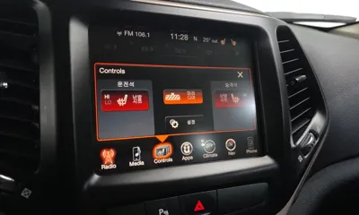 Jeep Cherokee 2016, 131101 км, за 4588.42 USD - фото 17