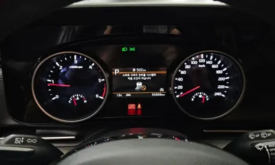 Kia Canival 2023, 55933 км, за 15562.93 USD - фото 8