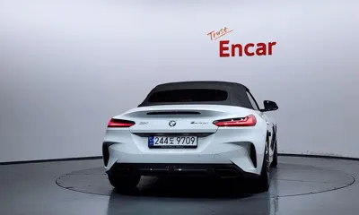 BMW Z4 2023, 74786 км, за 35163.1 USD