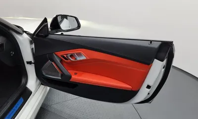 BMW Z4 2023, 74786 км, за 35163.1 USD - фото 25