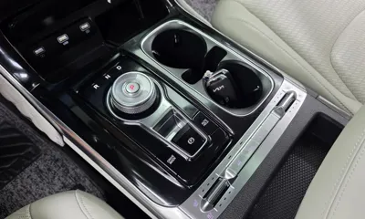 Kia Canival 2023, 14292 км, за 23322.49 USD - фото 9