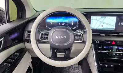 Kia Canival 2023, 14292 км, за 23322.49 USD - фото 13