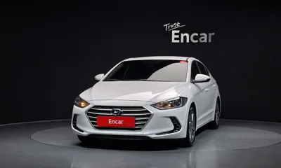 Hyundai Avante 2017, 114961 км, за 6104.77 USD